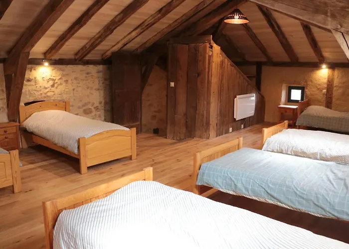 Prázdninový dům Grande Maison De Caractere En Pierres -superbe Vue Saint-Cirgues (Lot)