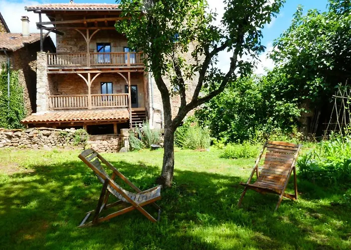 Hébergement de vacances Grande Maison De Caractère En Pierres -superbe Vue Saint-Cirgues (Lot)
